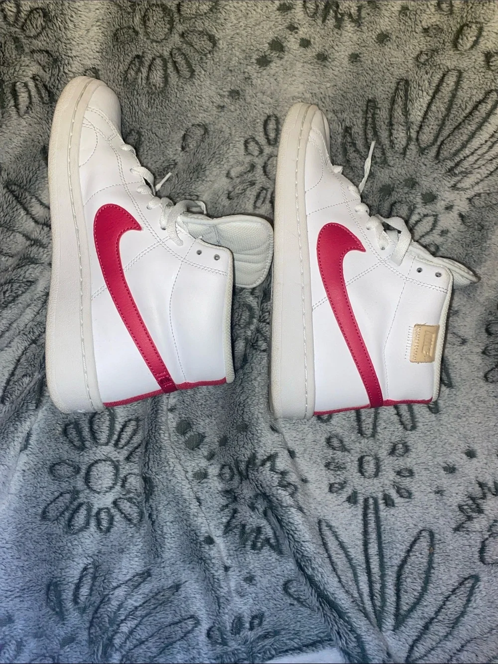 Nike white high